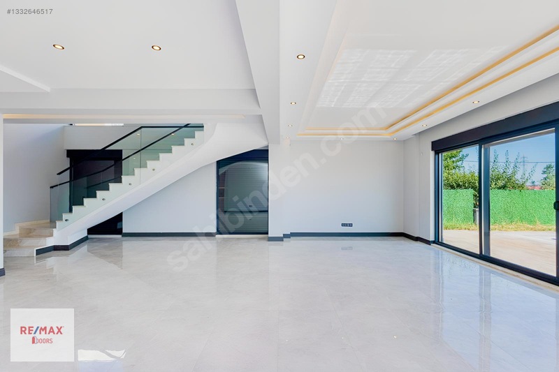 5+1 | 500 M² Müstakil Parselde Havuzlu Lüks Villa — fotoğraf 18