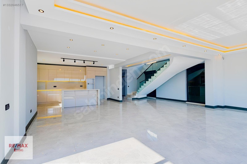 5+1 | 500 M² Müstakil Parselde Havuzlu Lüks Villa — fotoğraf 23