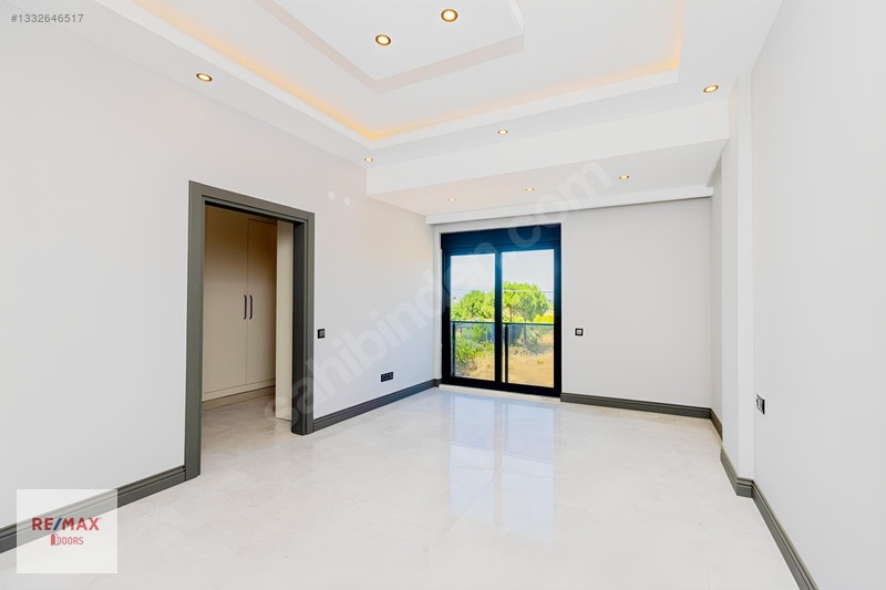 5+1 | 500 M² Müstakil Parselde Havuzlu Lüks Villa — fotoğraf 32