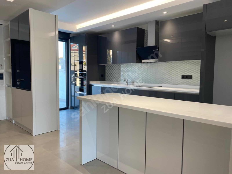 Sıde Kemerde Merkezi Konumda Lüks Triplex Villa — fotoğraf 5