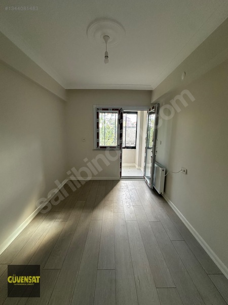 Pınar Mahallesinde Satılık 2+0 Balkonlu Geniş Daire — fotoğraf 14