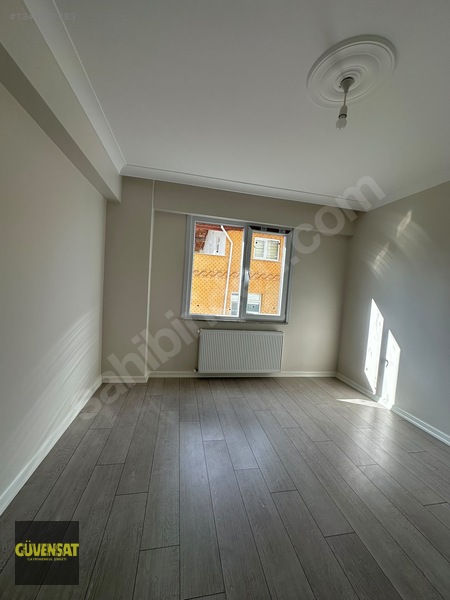 Pınar Mahallesinde Satılık 2+0 Balkonlu Geniş Daire — fotoğraf 15