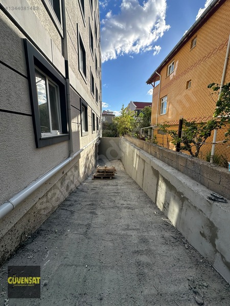 Pınar Mahallesinde Satılık 2+0 Balkonlu Geniş Daire — fotoğraf 18