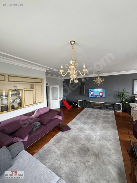 Bahçeşehir 2. Kısımda Geniş Arakat Şerefiyeli Satılık 3+1 — fotoğraf 2