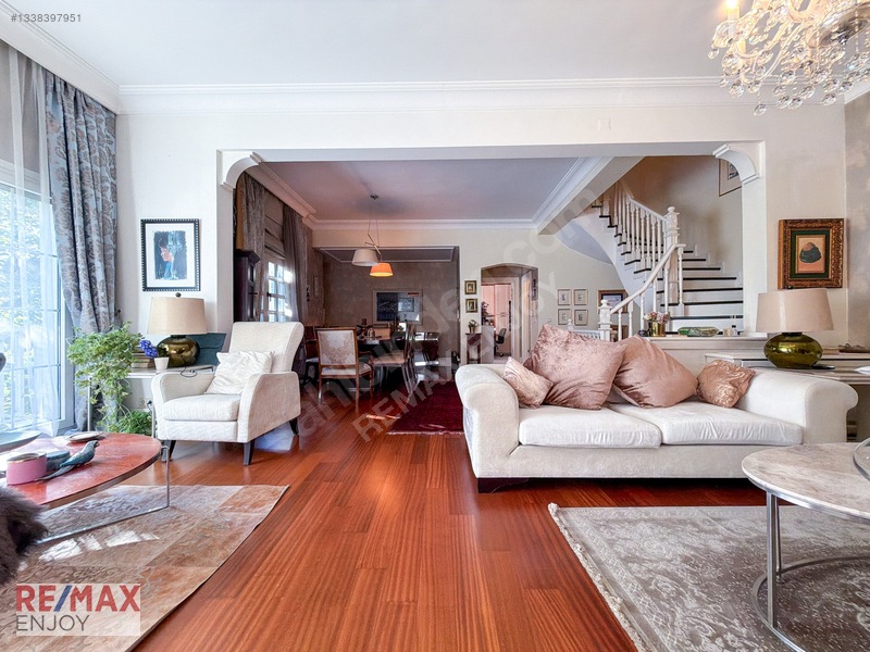 Bahçeşehir Berit Villalarında Gölet Manzaralı 4 Katlı Villa — fotoğraf 19
