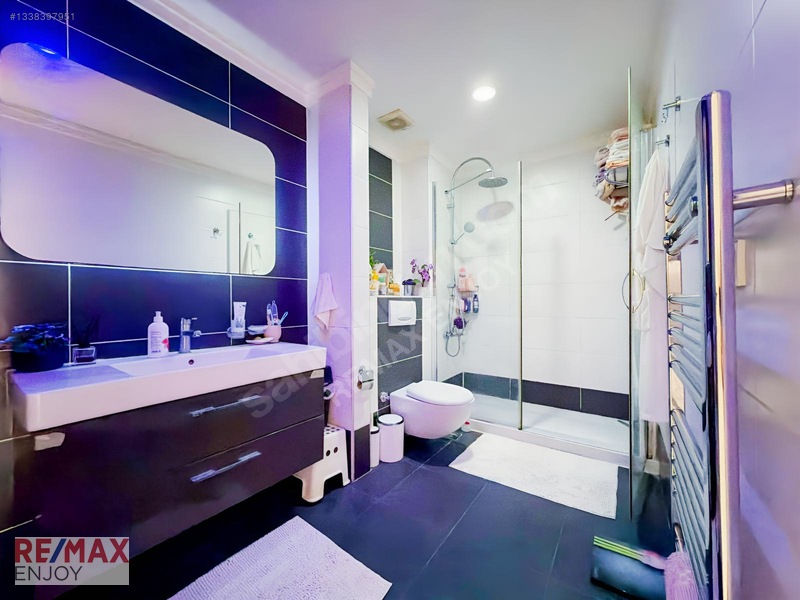 Bahçeşehir Berit Villalarında Gölet Manzaralı 4 Katlı Villa — fotoğraf 39