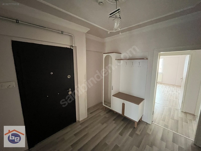 Baylan Emlak'tan Mahsen Mahallesi 3. Kat 3+1 Geniş Kiralık Daire — fotoğraf 7