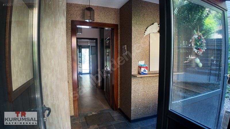 Bahçeşehir Badem 12 Köşe Büyük Bahçeli Satılık Köşe Villa — fotoğraf 4
