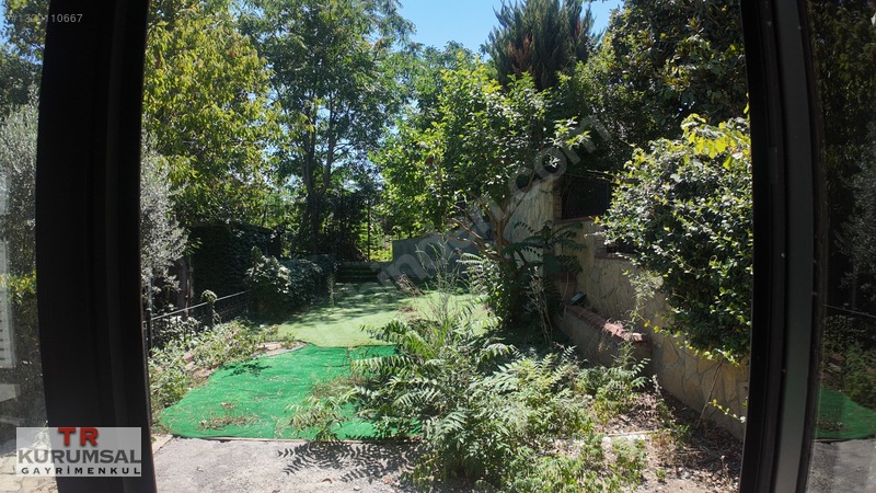 Bahçeşehir Badem 12 Köşe Büyük Bahçeli Satılık Köşe Villa — fotoğraf 12
