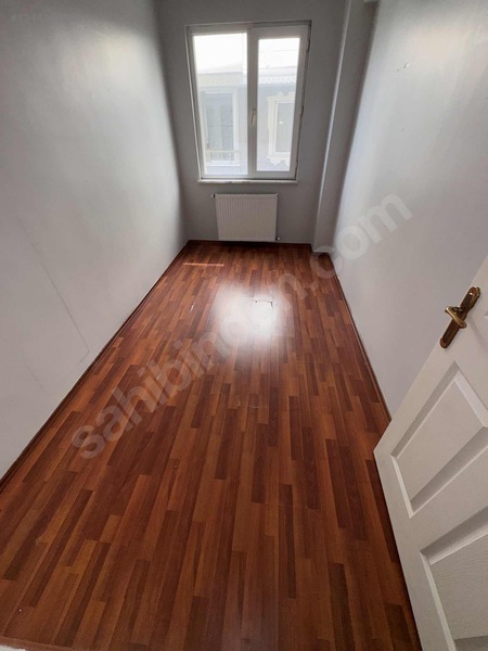 Zeki Emlak'tan Asansörlü 3+1 Kiralık Daire — fotoğraf 11