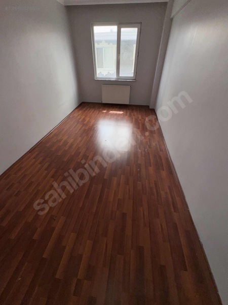 Zeki Emlak'tan Asansörlü 3+1 Kiralık Daire — fotoğraf 16