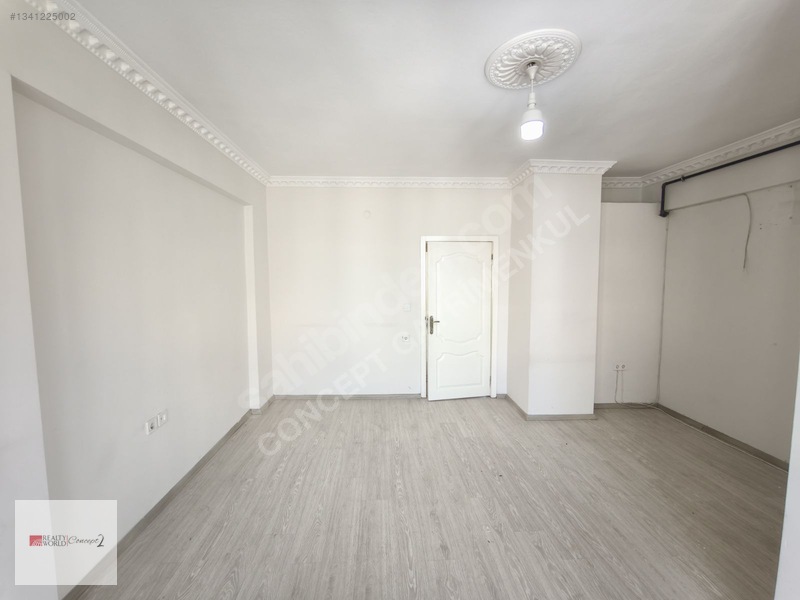 Kiralık Çaybaşı Mah.meydana Yakın Doğalgazlı Arakat 3+1 Daire .. — fotoğraf 2