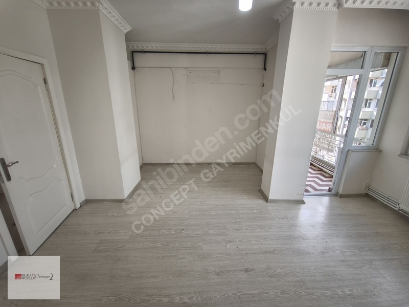 Kiralık Çaybaşı Mah.meydana Yakın Doğalgazlı Arakat 3+1 Daire .. — fotoğraf 3