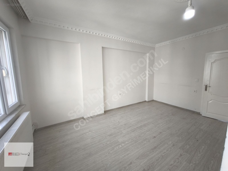 Kiralık Çaybaşı Mah.meydana Yakın Doğalgazlı Arakat 3+1 Daire .. — fotoğraf 4
