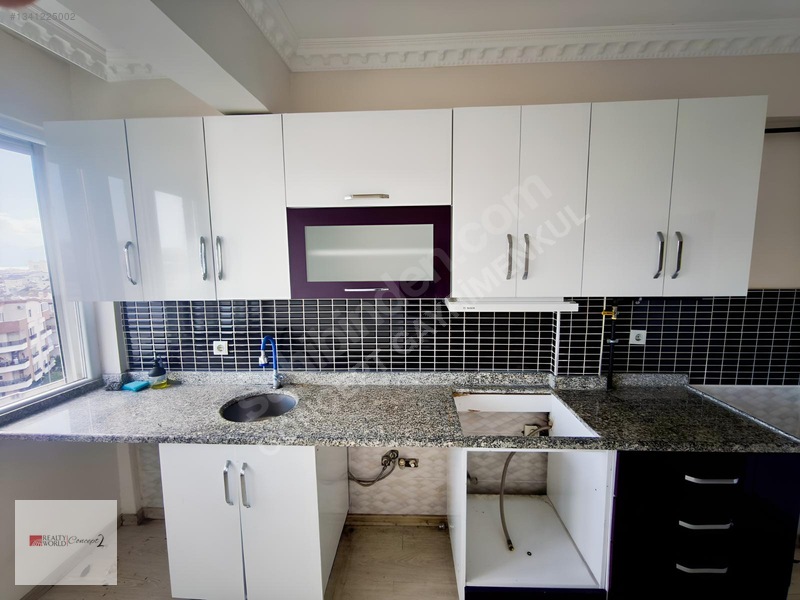 Kiralık Çaybaşı Mah.meydana Yakın Doğalgazlı Arakat 3+1 Daire .. — fotoğraf 13