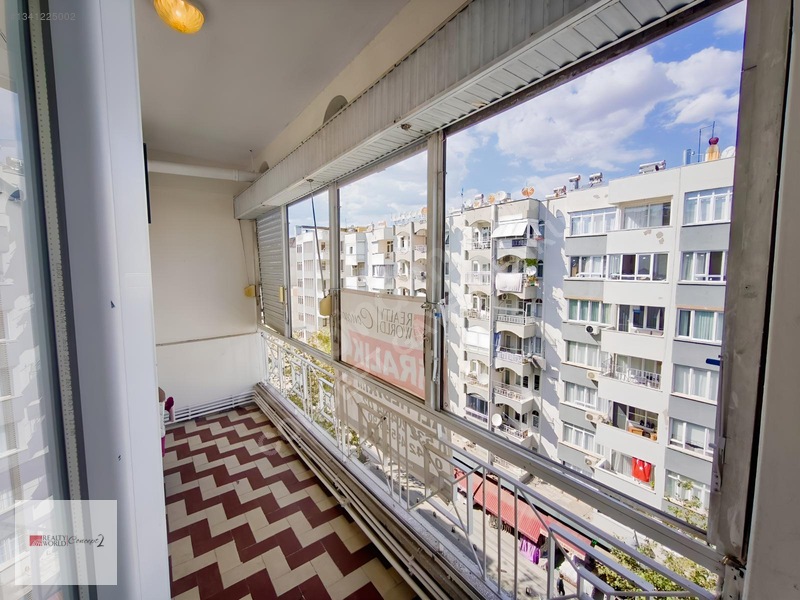 Kiralık Çaybaşı Mah.meydana Yakın Doğalgazlı Arakat 3+1 Daire .. — fotoğraf 22