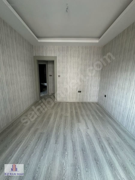 Bayram İnşaat'tan Ertuğrulgazide 2,5+1 Lüks Daire — fotoğraf 8