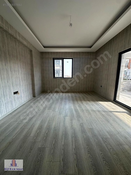 Bayram İnşaat'tan Ertuğrulgazide 2,5+1 Lüks Daire — fotoğraf 12