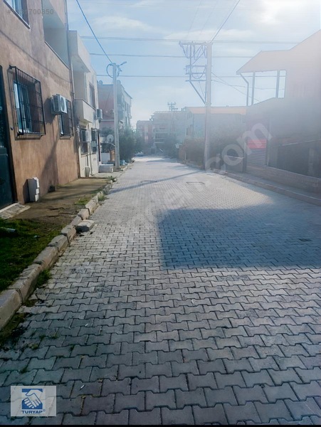 İzmir Kemalpaşa Sütçüler'de 185m² 3 Kat İmarlı Satılık Arsa — fotoğraf 3