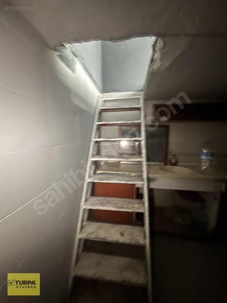 Turpa Otuzbeş'ten Güneşli Mahallesinde Satılık Dükkan — fotoğraf 8