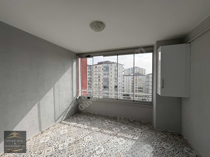Güven Emlak'tan Yeni Diş Hastanesi Efendibey Sitesi Kiralık 3+1 — fotoğraf 10