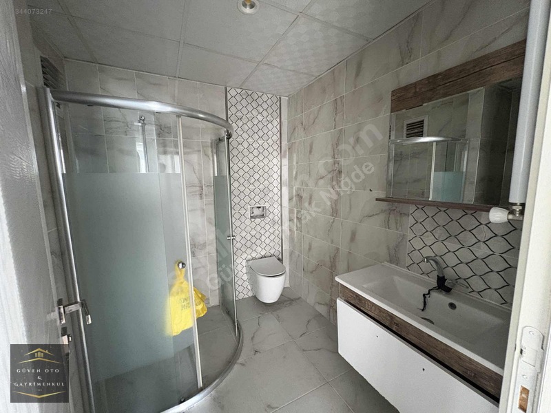 Güven Emlak'tan Yeni Diş Hastanesi Efendibey Sitesi Kiralık 3+1 — fotoğraf 17