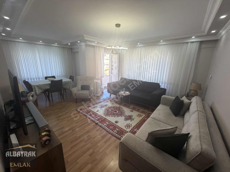 Albayraktan Geniş Ölçülü Ara Kat Satılık 2+1 Daire — fotoğraf 3