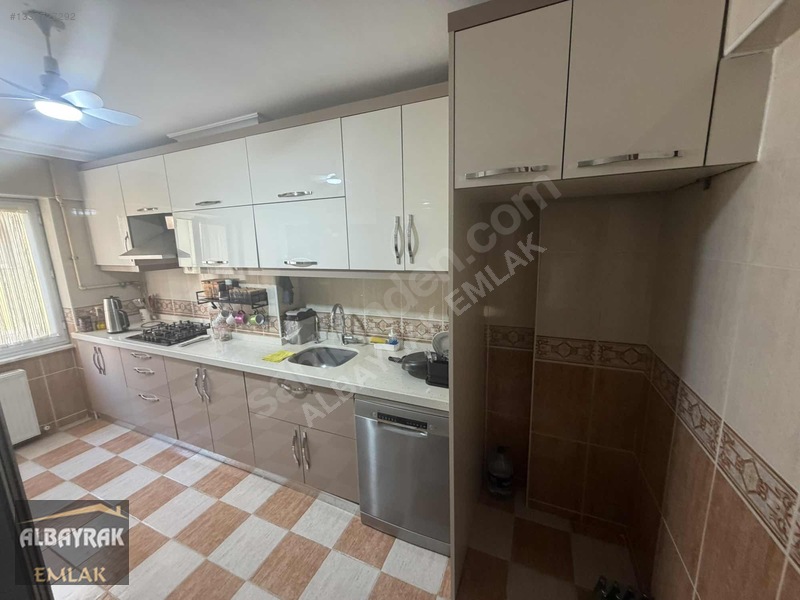 Albayraktan Geniş Ölçülü Ara Kat Satılık 2+1 Daire — fotoğraf 31