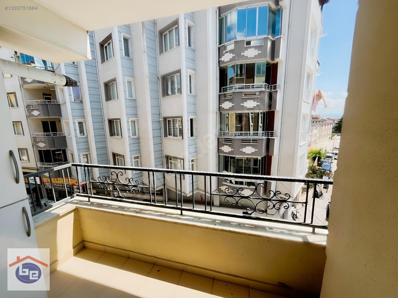 Baylan Emlak'tan Camicedit Mah.müftülük Cad. 2. Kat Geniş 1+1 — fotoğraf 4