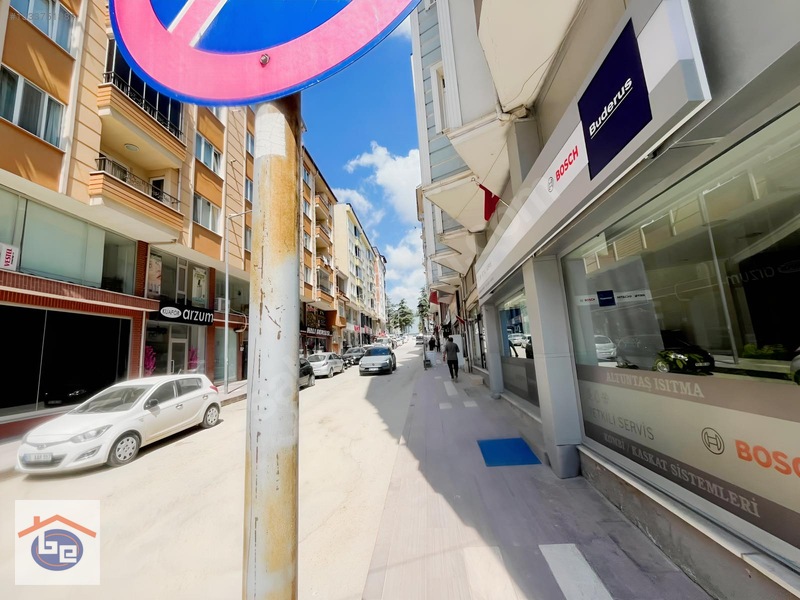 Baylan Emlak'tan Camicedit Mah.müftülük Cad. 2. Kat Geniş 1+1 — fotoğraf 12