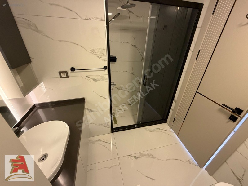 Anar Emlaktan 4+1 Yerden Isıtma Kapalı Otoparklı — fotoğraf 18