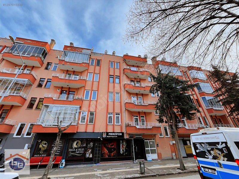 Hacıbalı Mah. Ulus Cad. Şafak Sit. 4. Kat 3+1 Satılık Daire