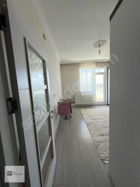 Kr First Gm Hilalkentte Kiralık 3+1 Otoparklı Ara Kat Daire! — fotoğraf 2