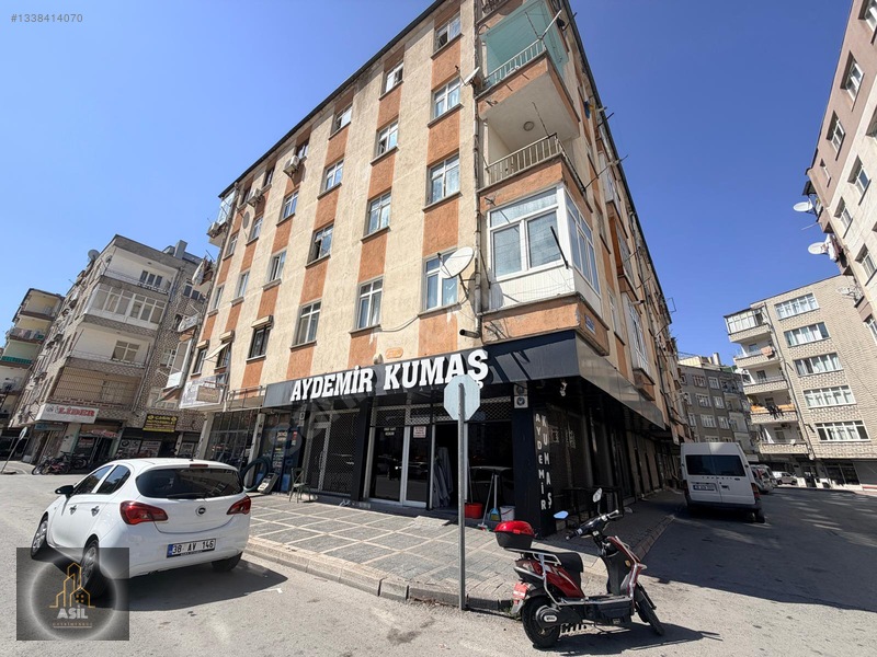 Eski Emniyet Arkası Küçükmustafada Bodrumlu 100M² Satlık Dükkan