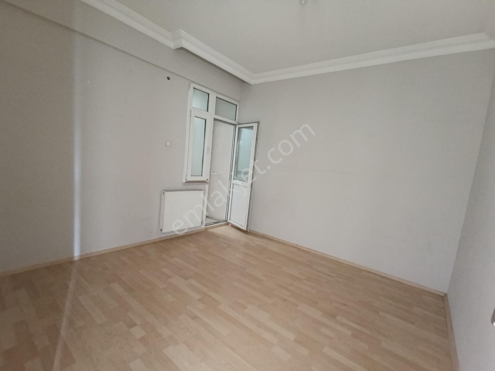 Sefaköyde Satılık 2+1.90 M2 Cadde Üzerinde 4.kat Kat Tapulu — fotoğraf 17