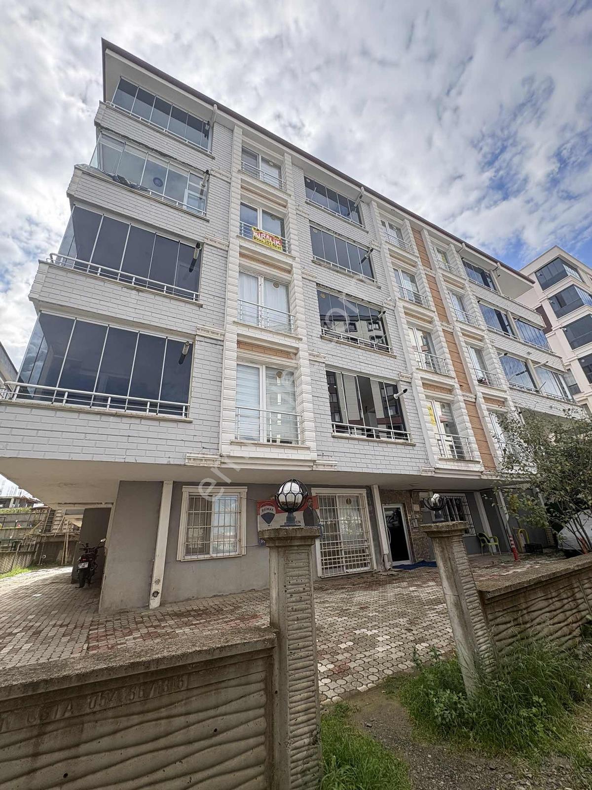 Segup Gayrimenkul'den Eşyalı Deniz Manzaralı Satılık 1+1 Daire(9 — fotoğraf 3