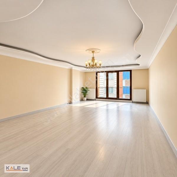 Merkezi Konum Geniş Metrekare Ebeveyn Banyolu 2+1 Satılık Daire