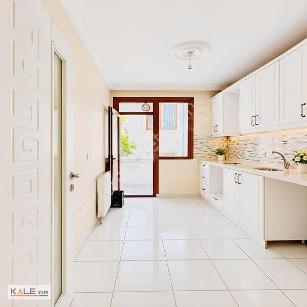 Merkezi Konum Geniş Metrekare Ebeveyn Banyolu 2+1 Satılık Daire — fotoğraf 5