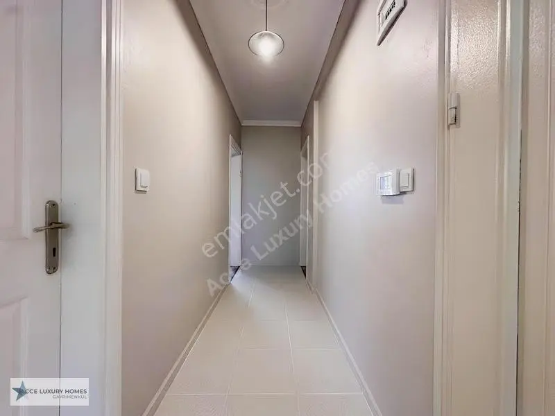 Kavacık'ta Satılık 2+1 Daire Ve 2+1 Müştemilat — fotoğraf 4