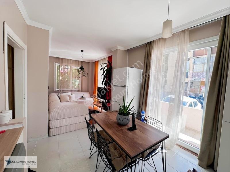 Kavacık'ta Satılık 2+1 Daire Ve 2+1 Müştemilat — fotoğraf 7