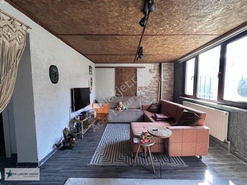 Kavacık'ta Satılık 2+1 Daire Ve 2+1 Müştemilat — fotoğraf 11