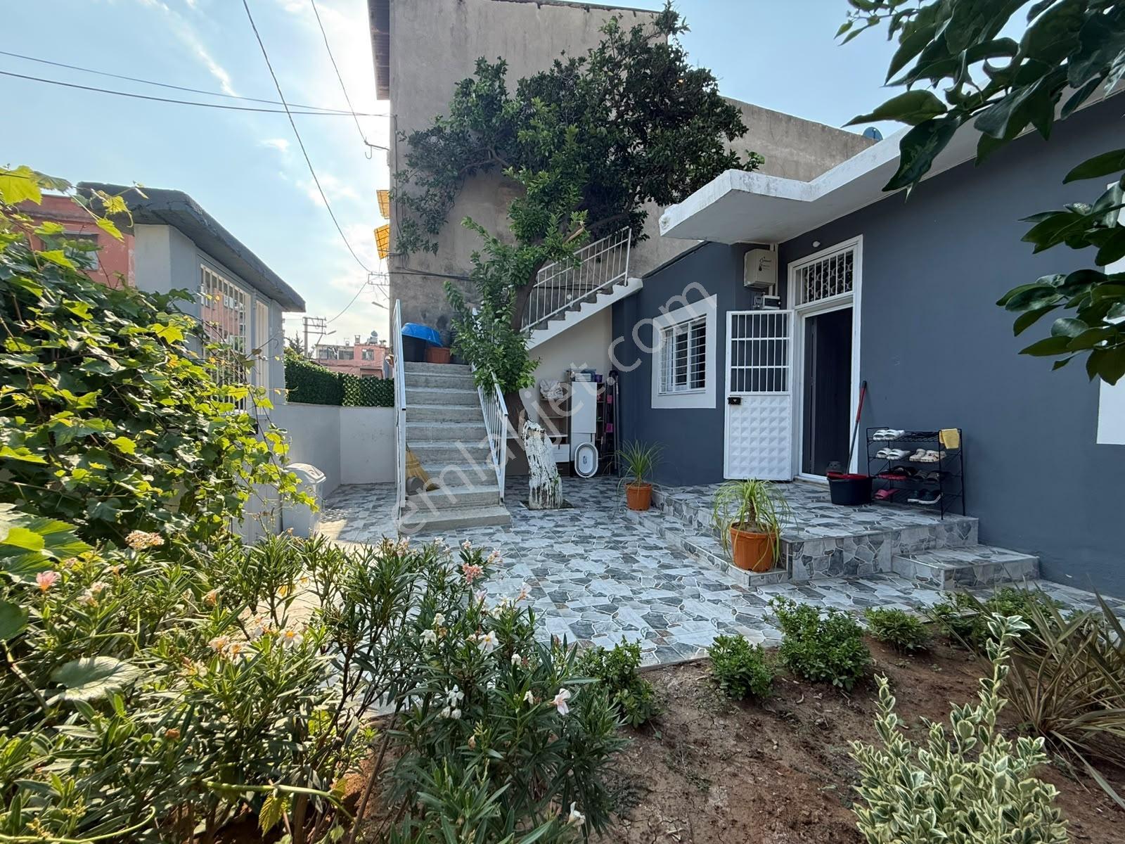 İbo Osman'da 210 M2/arsa İçerisinde/2+1/k.mutfak/geniş Bahçeli ! — fotoğraf 21