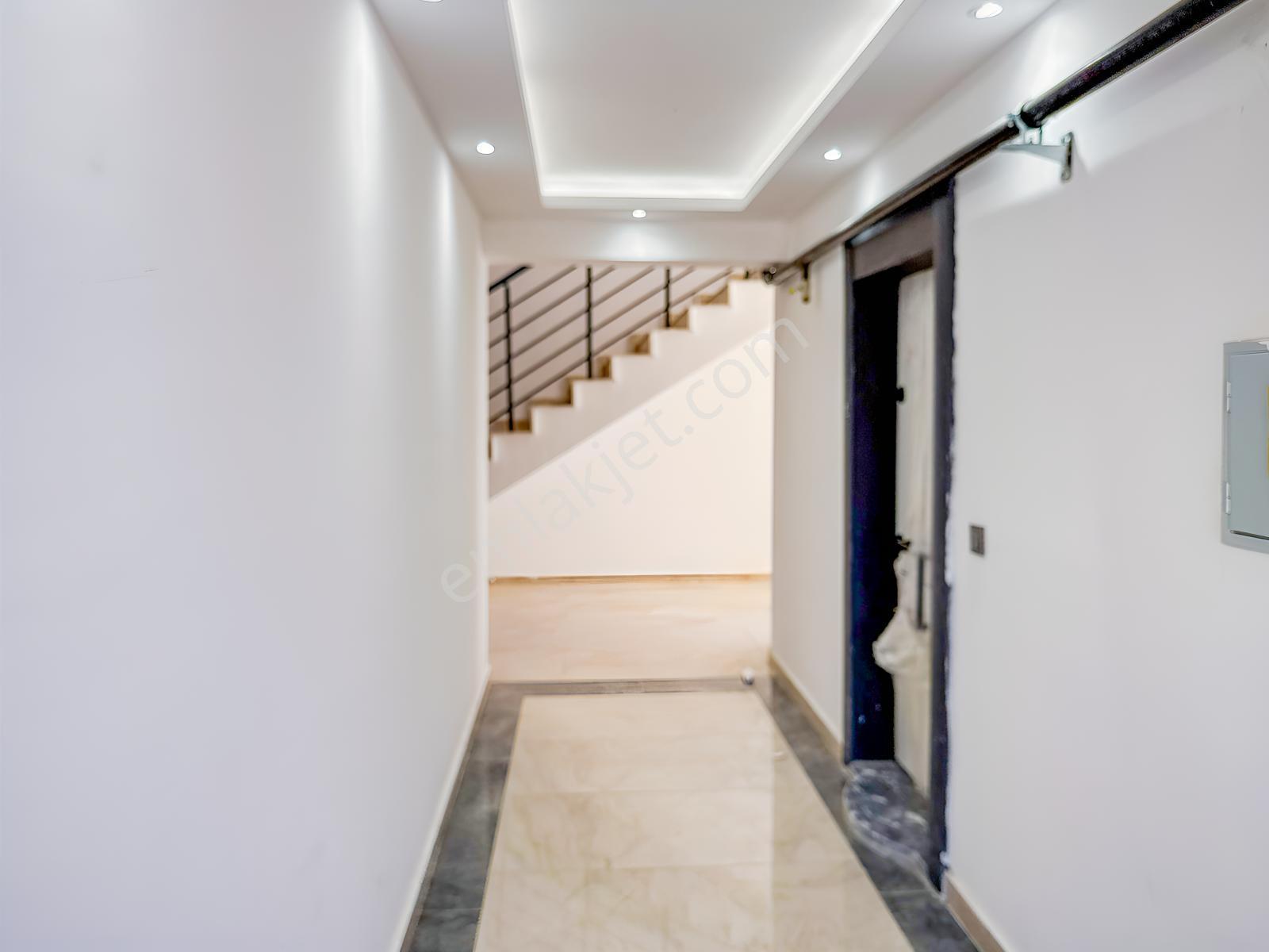 İncek Kızılcaşar Ufuk Üniversitesi Yakını Satılık 1+1 Daire — fotoğraf 18