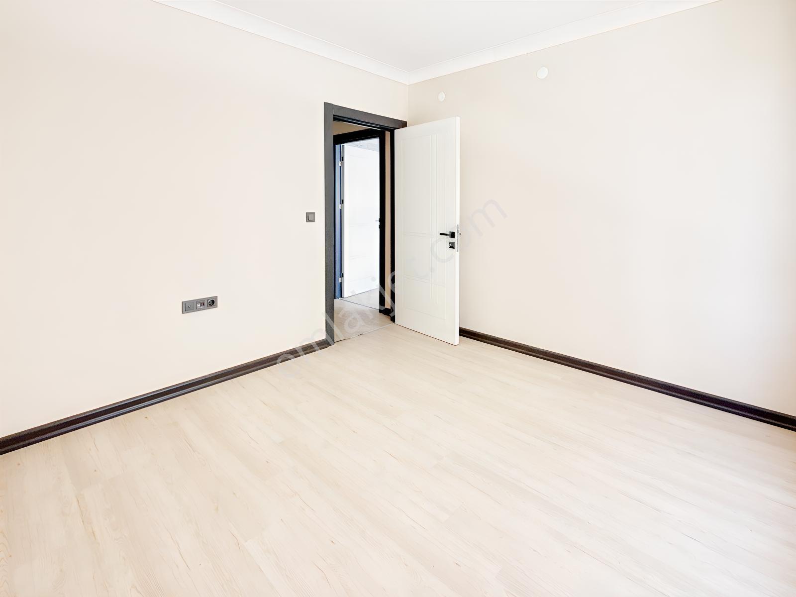 İncek Kızılcaşar Ufuk Üniversitesi Yakını Satılık 1+1 Daire — fotoğraf 35