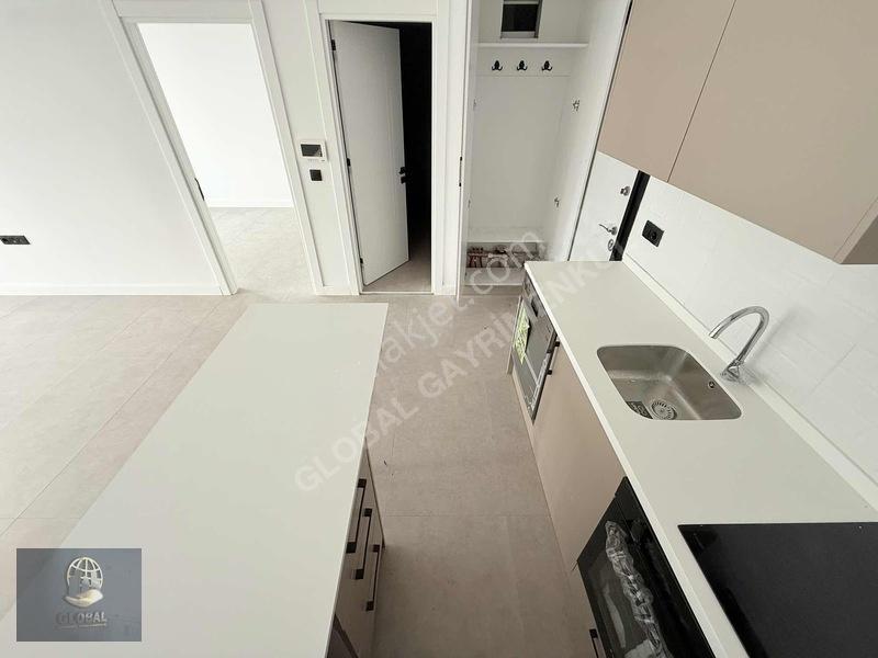 Alipaşa Avmler Mevki1+1 İskanlı Arakat Güney Cephe Sıfır Daire — fotoğraf 8