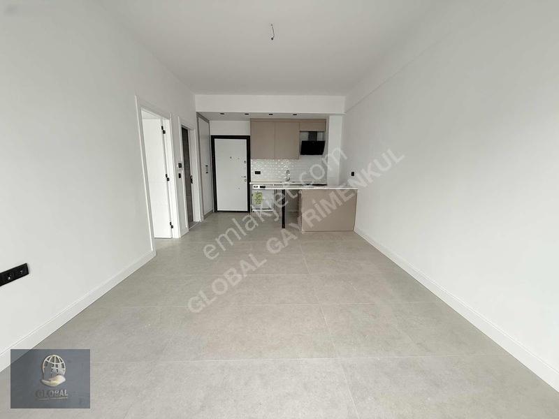 Alipaşa Avmler Mevki1+1 İskanlı Arakat Güney Cephe Sıfır Daire — fotoğraf 33