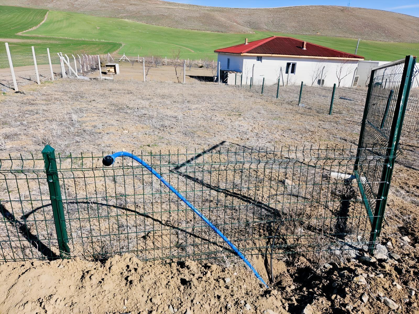 Gölbaşı Oğulbeyde İmarlı 300 M2 Tapulu Bahçeler