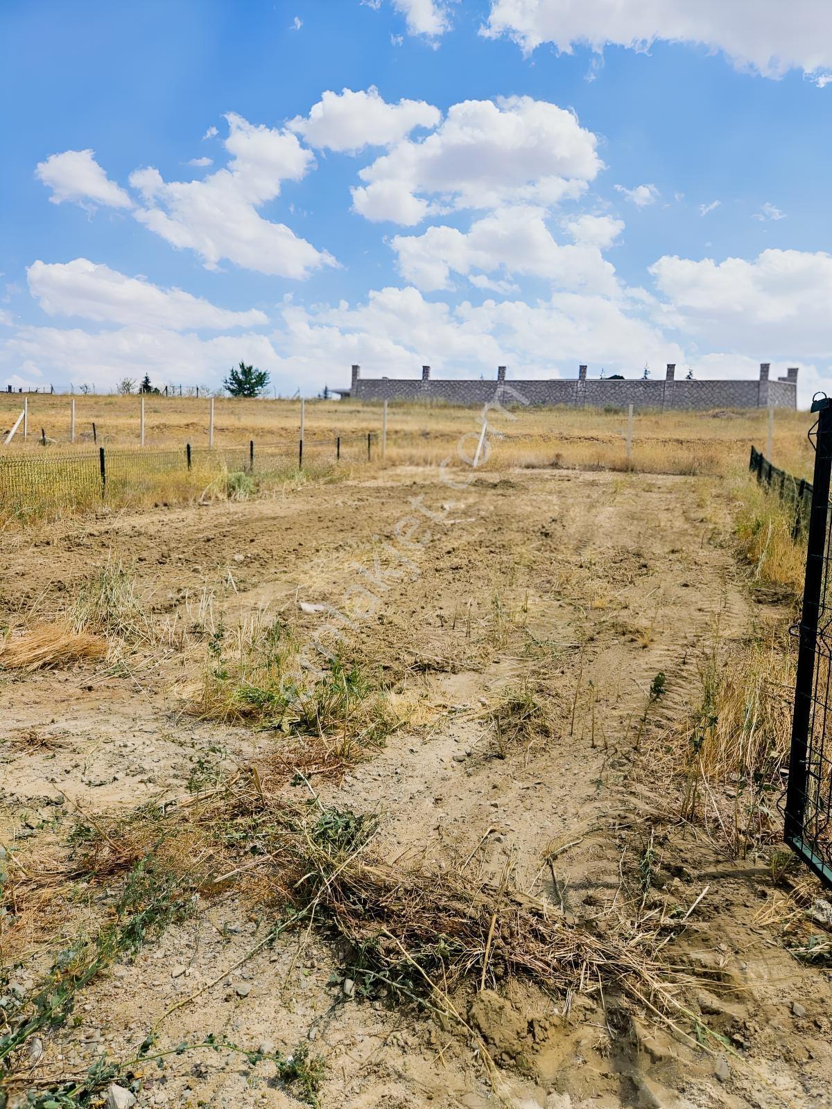 Gölbaşı Oğulbeyde İmarlı 300 M2 Tapulu Bahçeler — fotoğraf 5