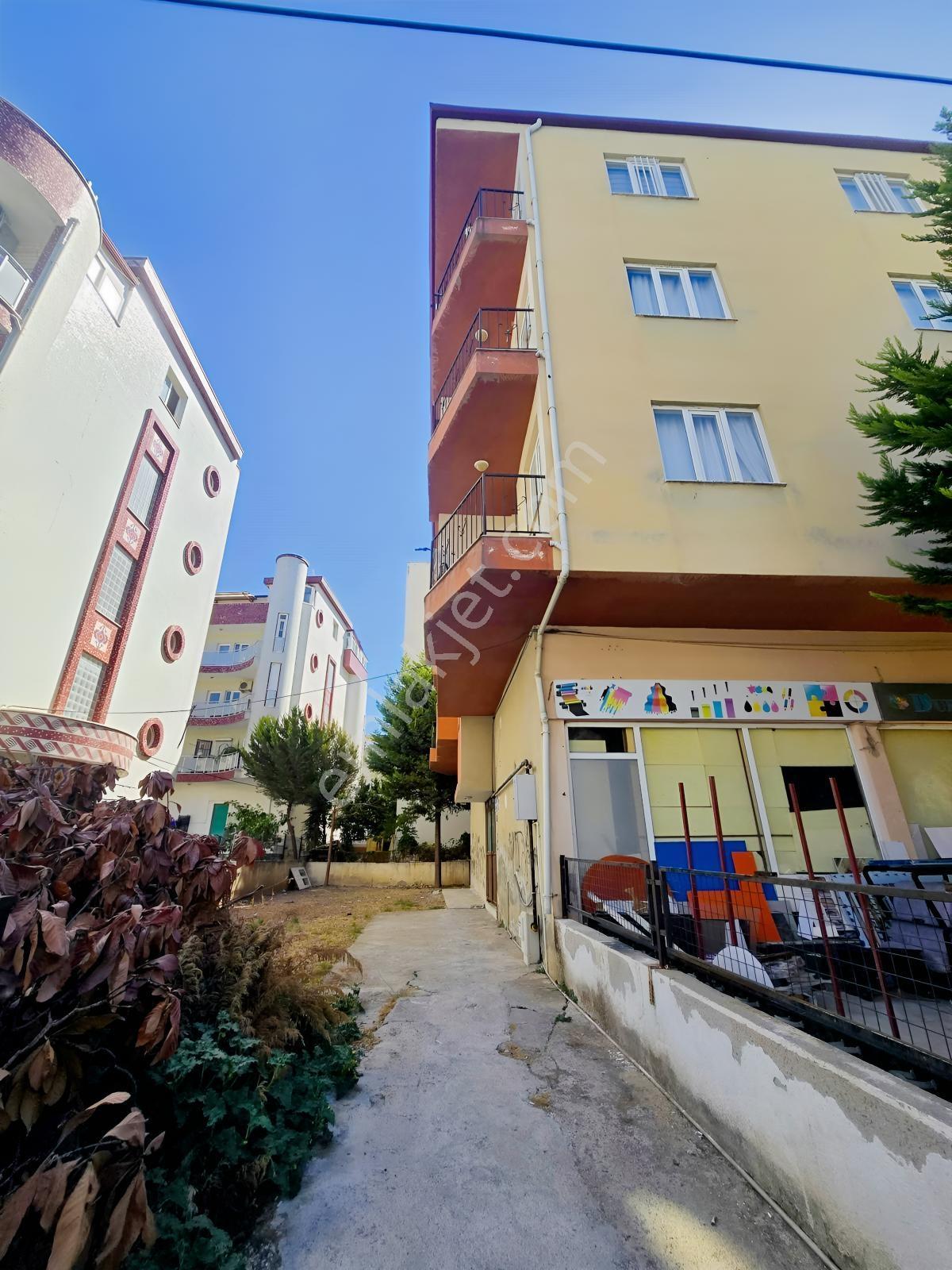 Kuşadası Merkez Cumhuriyet M. 2+1 Satılık Daire — fotoğraf 17
