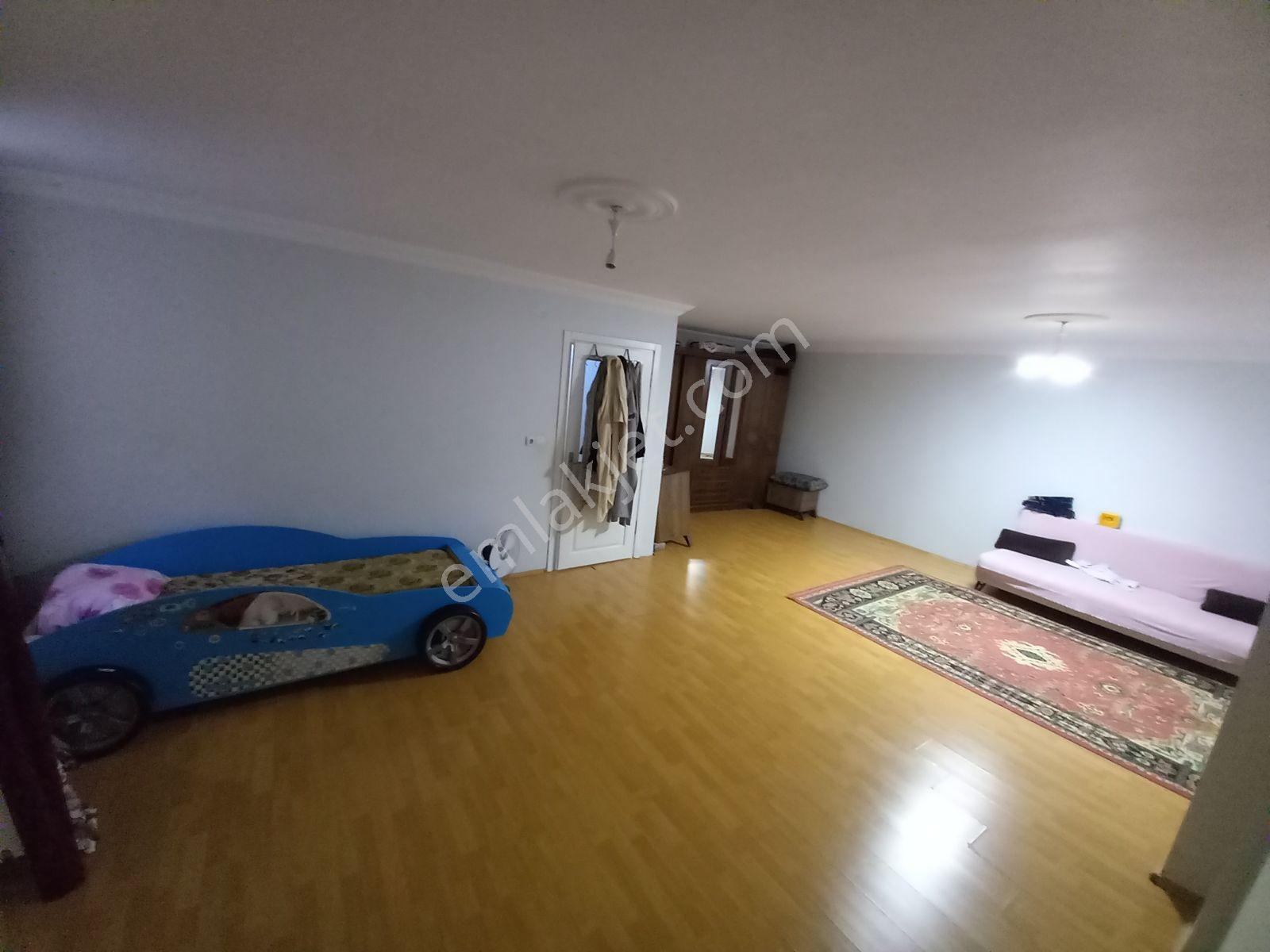 Eyüp Yeşilpınar Mah 5+2 Ters Dubleks 13yıllık Bina Satılık Daire — fotoğraf 18
